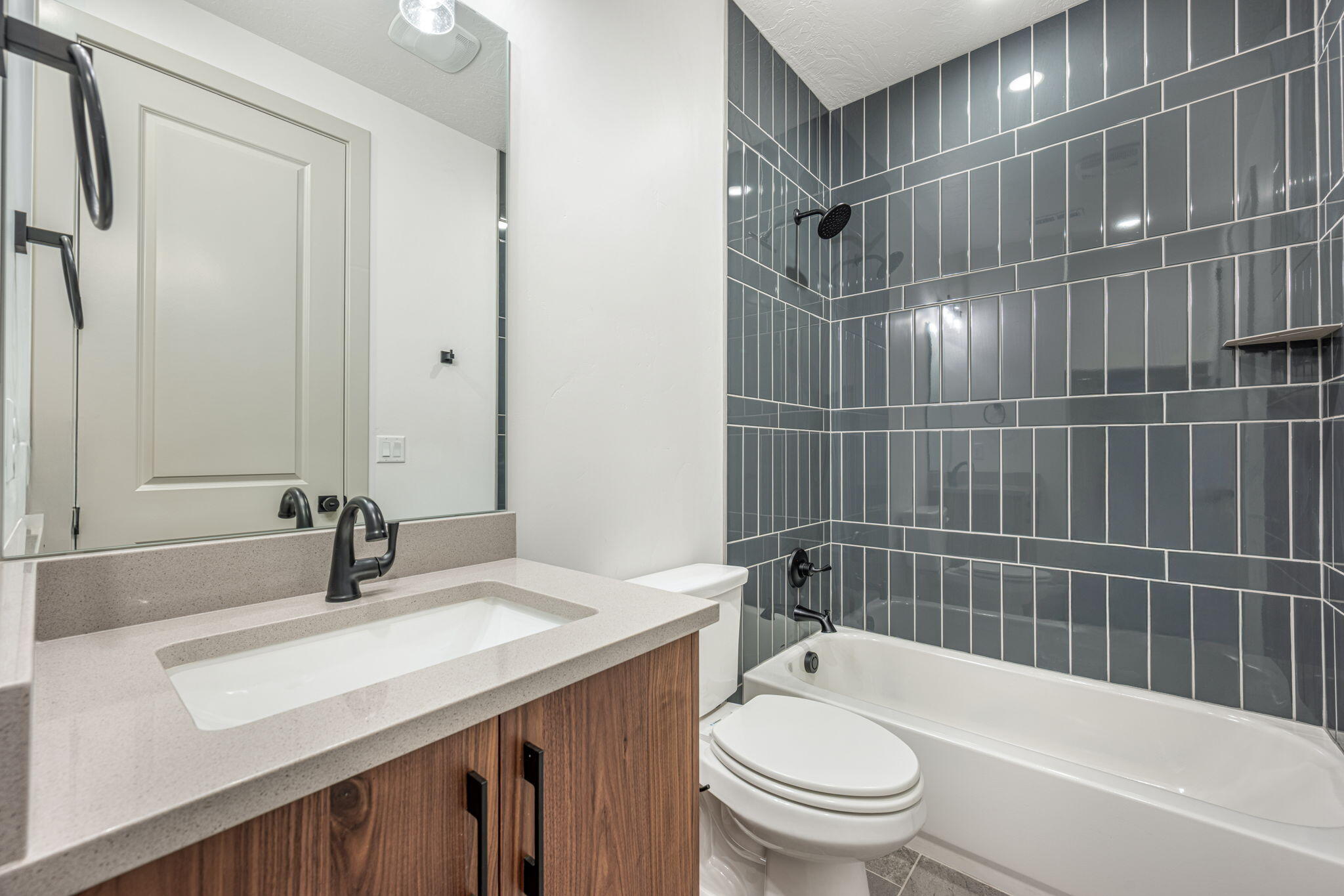 688 West High Tide Place, Unit 132 St. George, UT 84790 - Photo 9 of 20 Bathroom