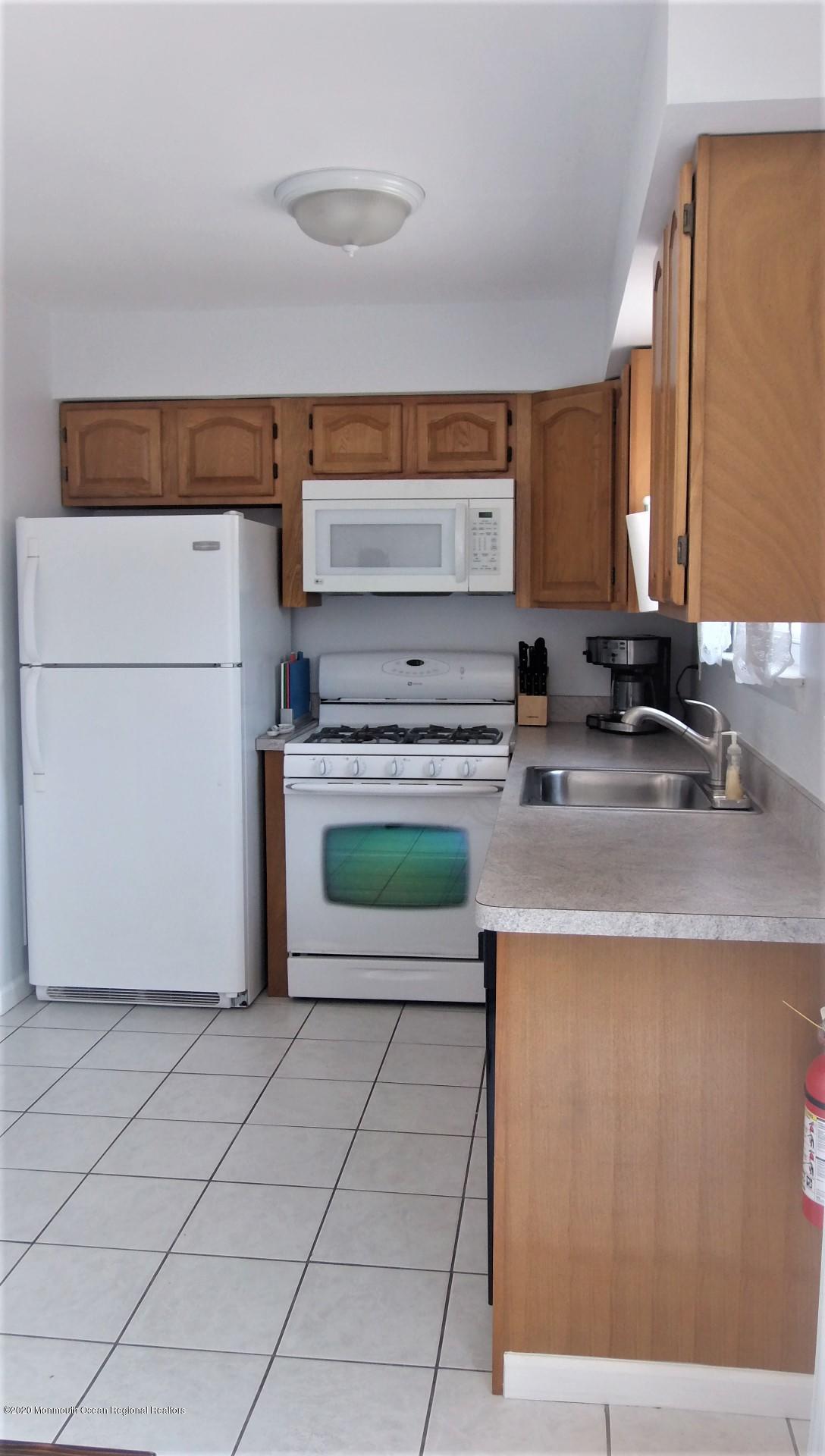 170 Greenwood Loop Road Brick, NJ 08724 - Photo 22 of 29 P1170403 (2)