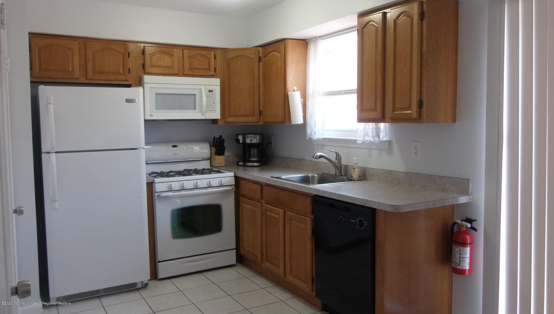 170 Greenwood Loop Road Brick, NJ 08724 - Photo 25 of 29 P1170407