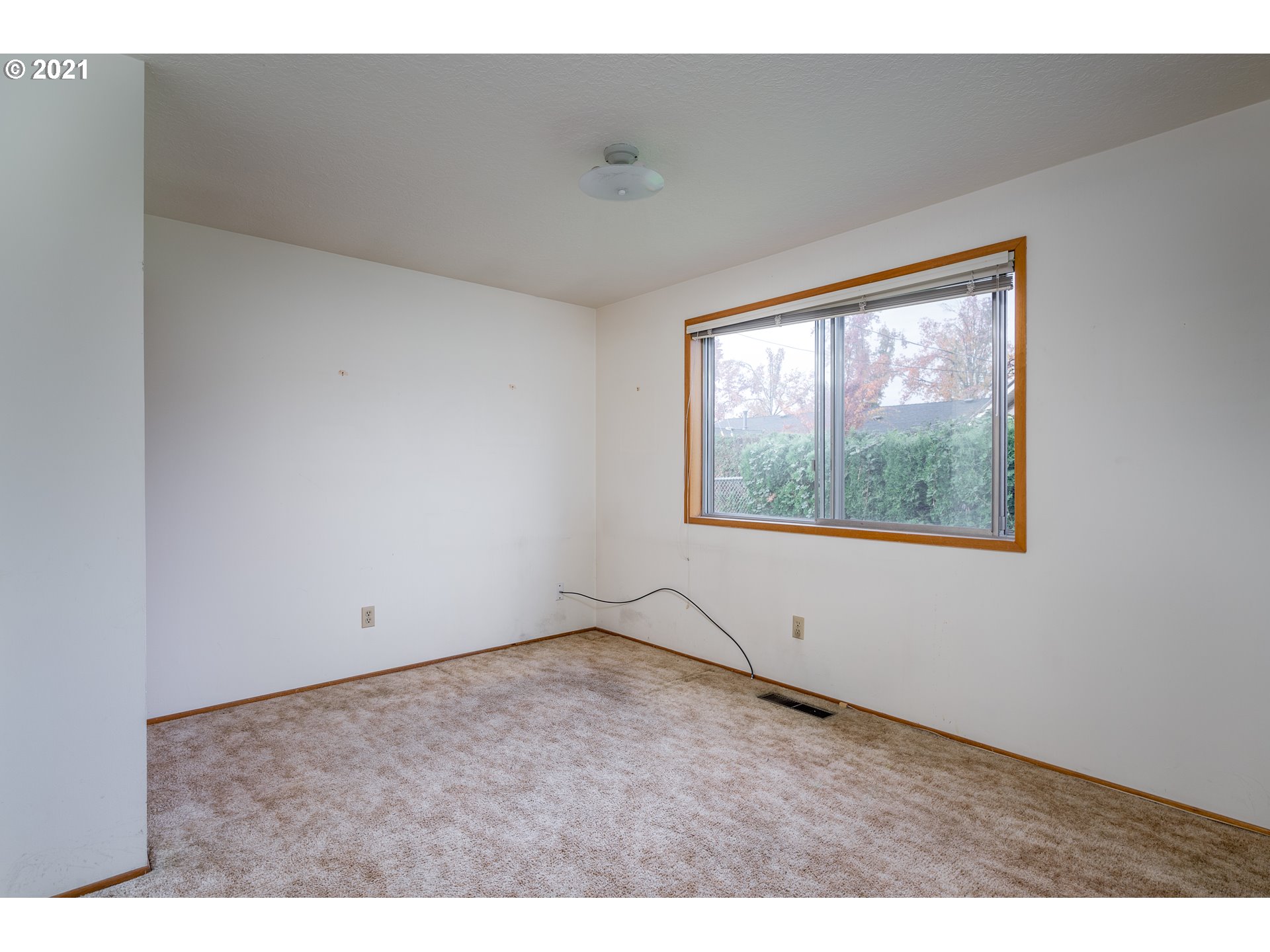 1249 Stanfield Road Woodburn, OR 97071 - Photo 15 of 21 Gallery Image 15