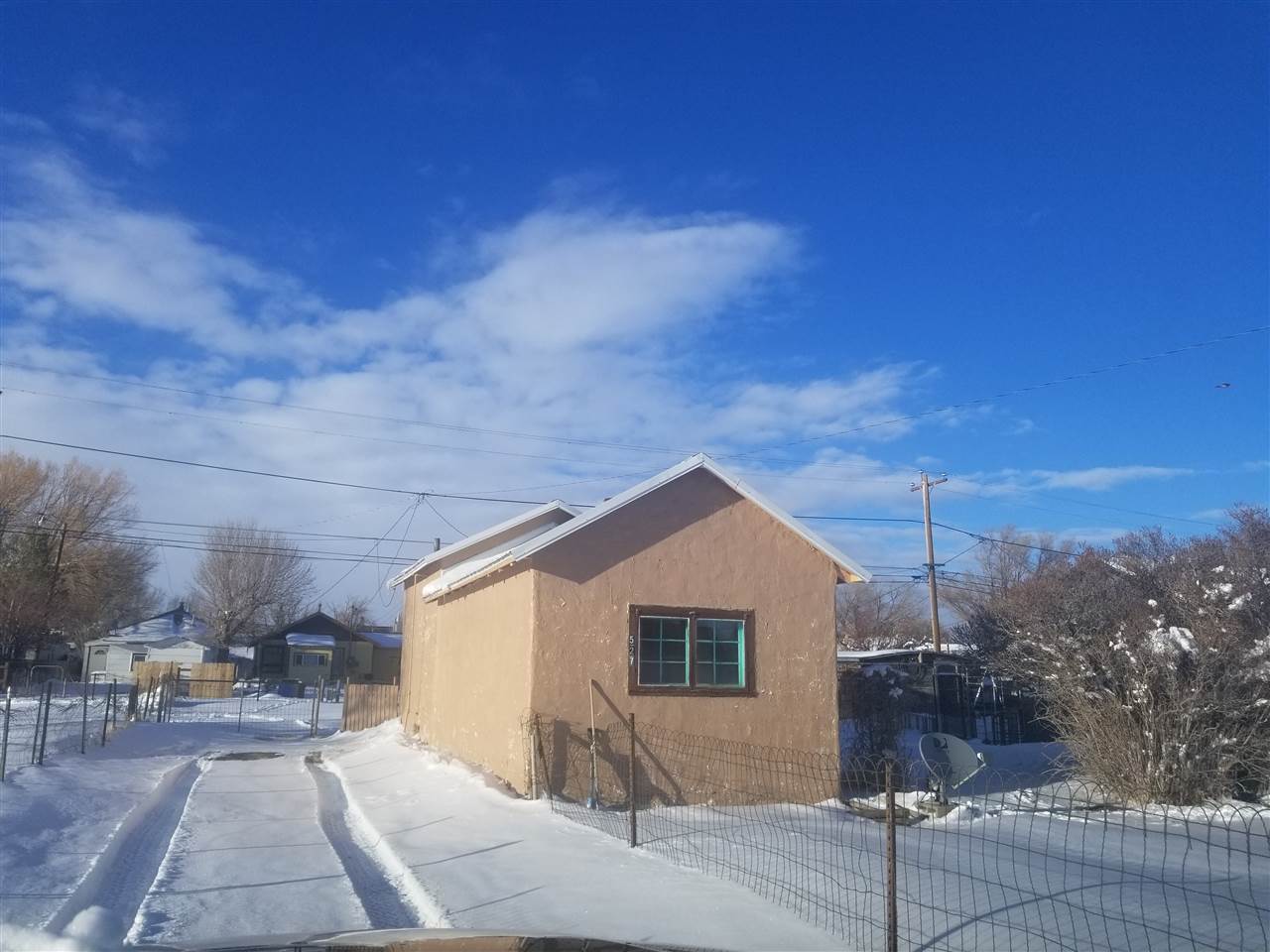 527 West Hugus Street Rawlins, WY 82301 - Photo 1 of 1