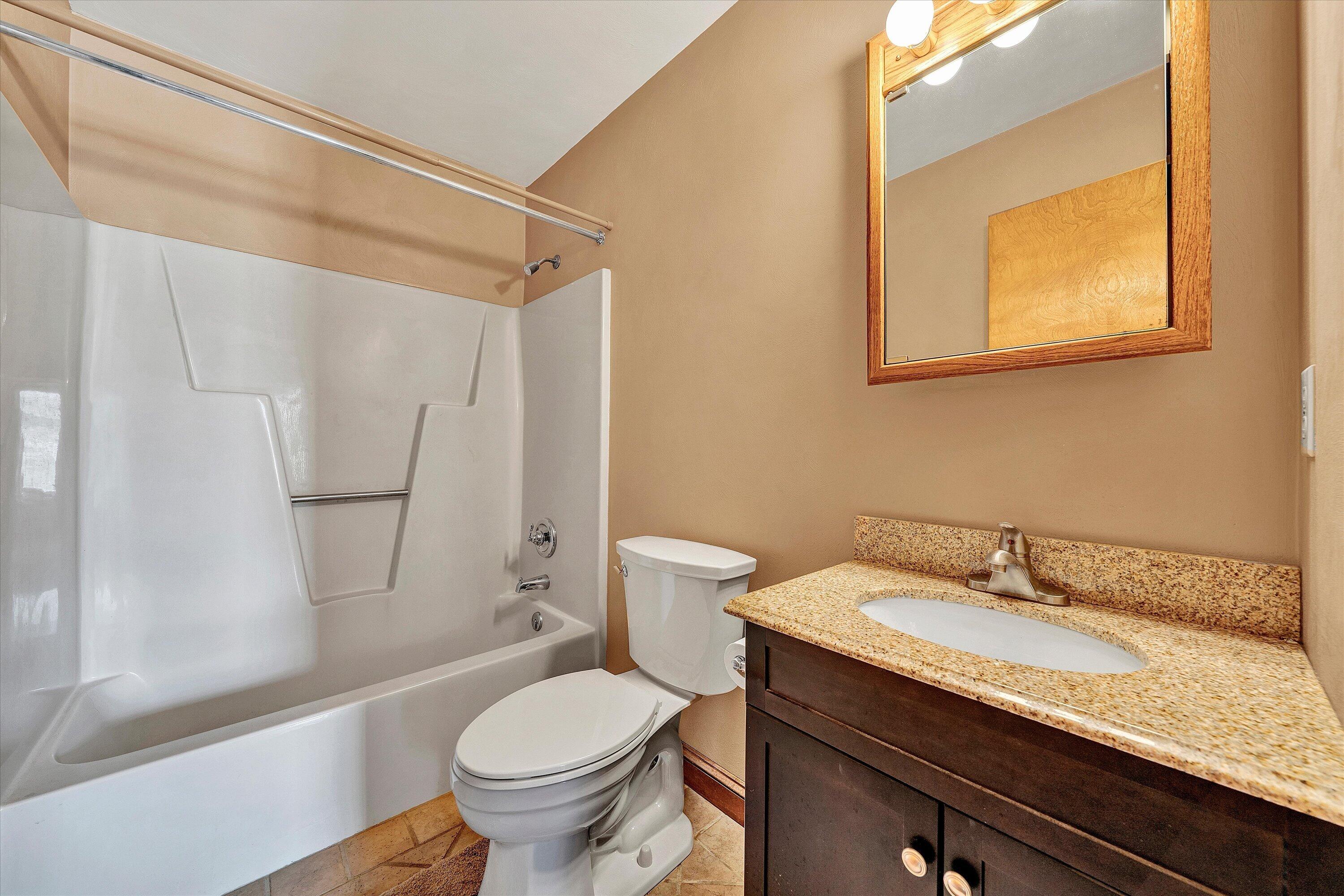 6180 Poage Valley Road Roanoke, VA 24018 - Photo 21 of 46 21-DSC01383