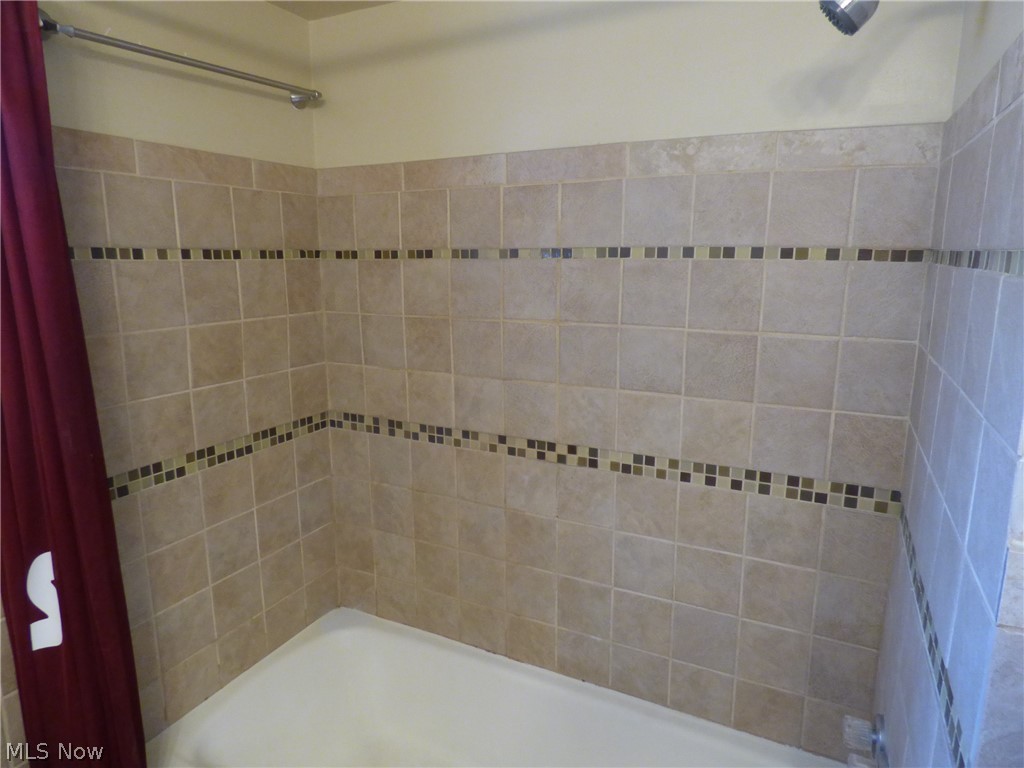 13709 Carpenter Road Garfield Heights, OH 44125 - Photo 14 of 22
