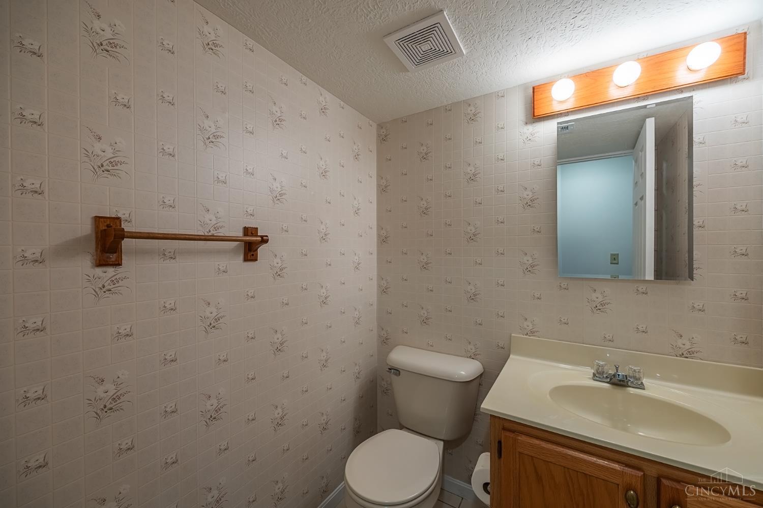 3721 Galbraith Road, Unit 2 Cincinnati, OH 45247 - Photo 30 of 41 Gallery Image 30