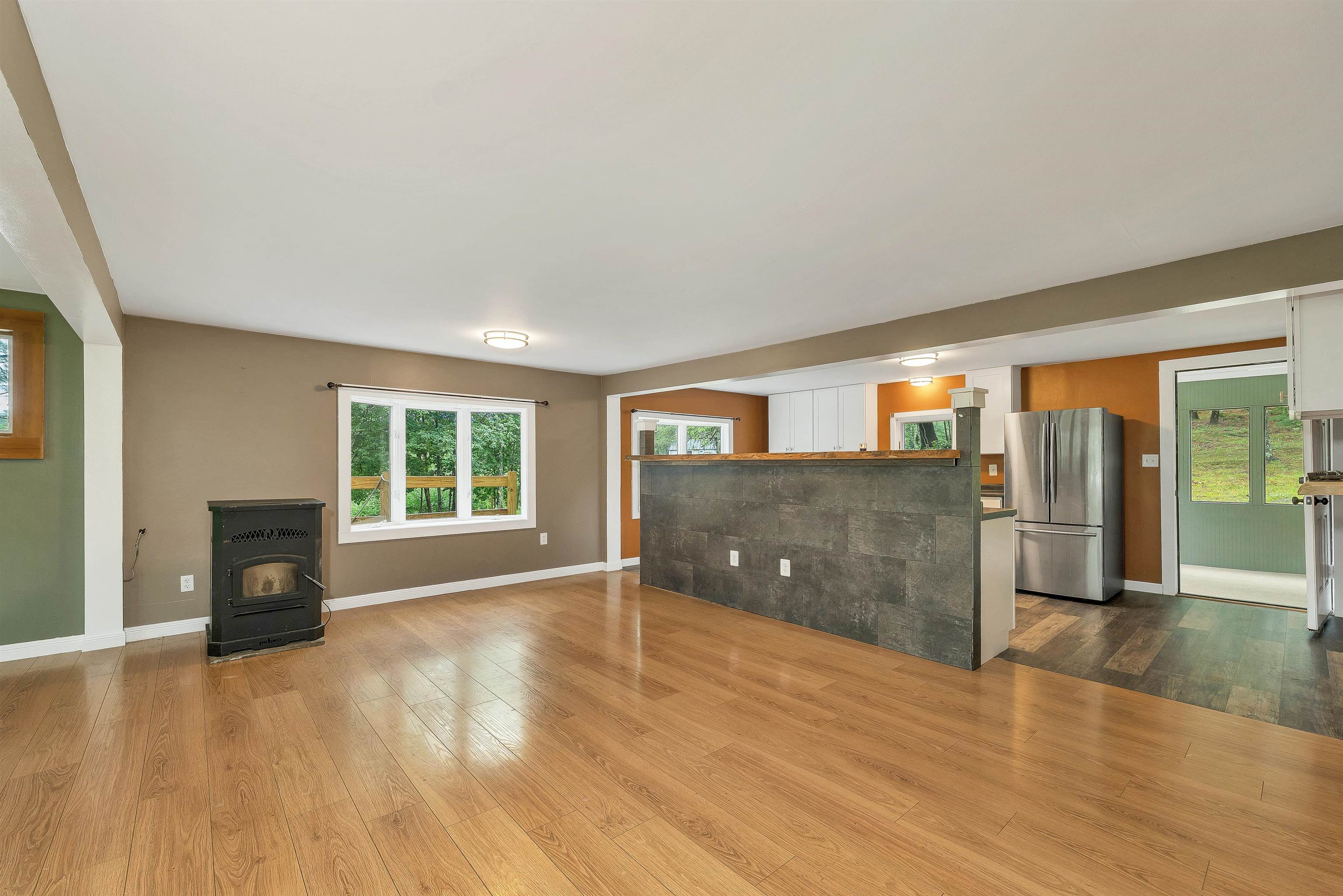 91 Oak Hill Road Concord, NH 03301 - Photo 19 of 60 Gallery Image 19