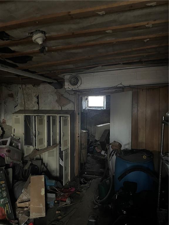 1649 Iselin Road Saltsburg, PA 15681 - Photo 4 of 5 a room with furniture