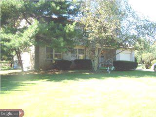 1906 Scott Road Oreland, PA 19075 - Photo 1 of 6 Gallery Image 1