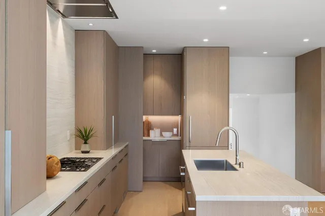 $2,995,000 | 838 Duncan Street, San Francisco, CA 94131