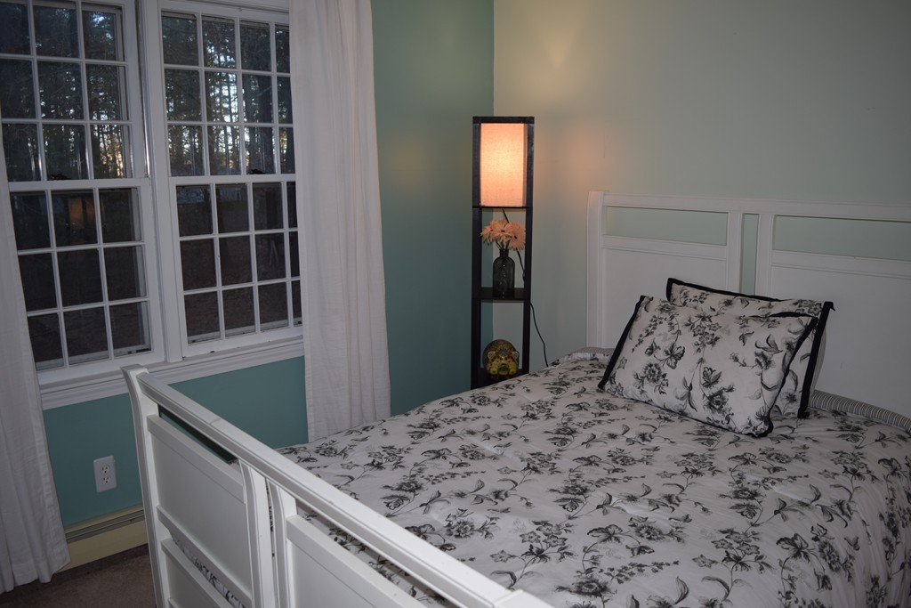 23 Randall Road Rochester, MA 02770 - Photo 17 of 27