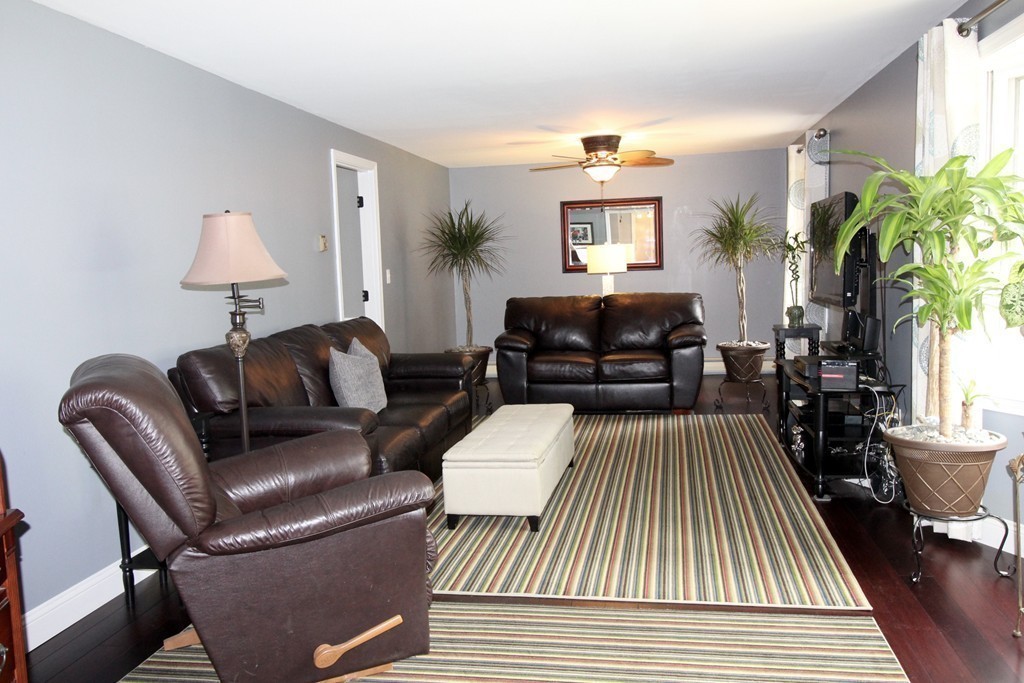 23 Randall Road Rochester, MA 02770 - Photo 10 of 27