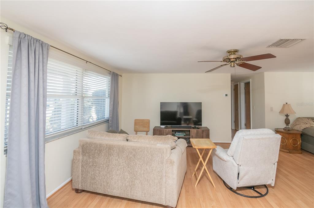 5207 School Road New Port Richey, FL 34653 - Photo 7 of 22 Gallery Image 7