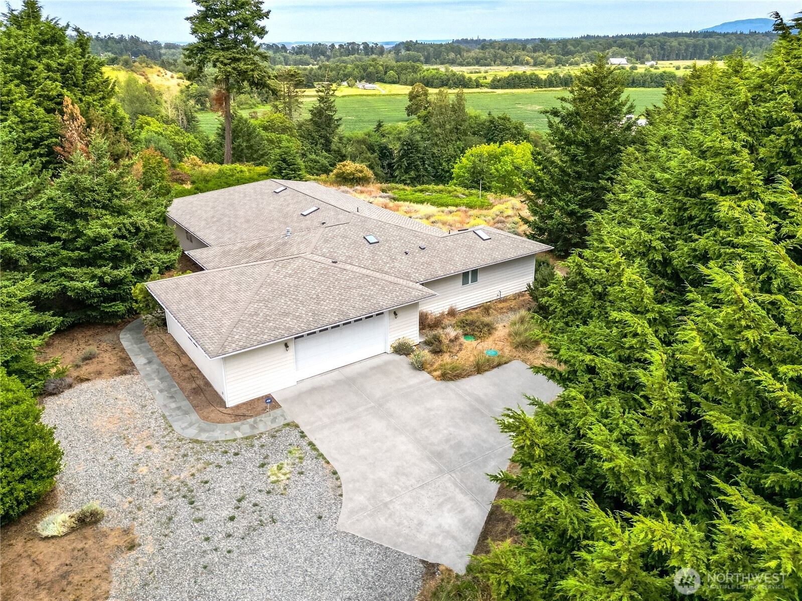 150 Sundial Loop Sequim, WA 98382 - Photo 1 of 40 Gallery Image 1