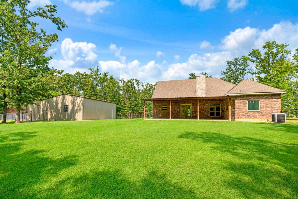 821 County Road Paris, TX 75462 - Photo 23 of 40