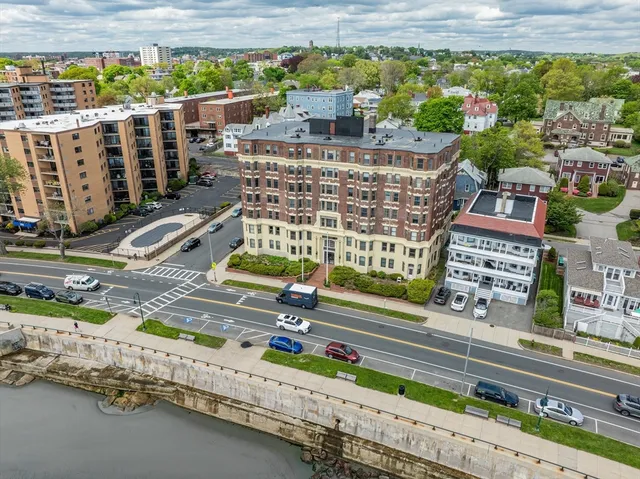 a picture of a city view