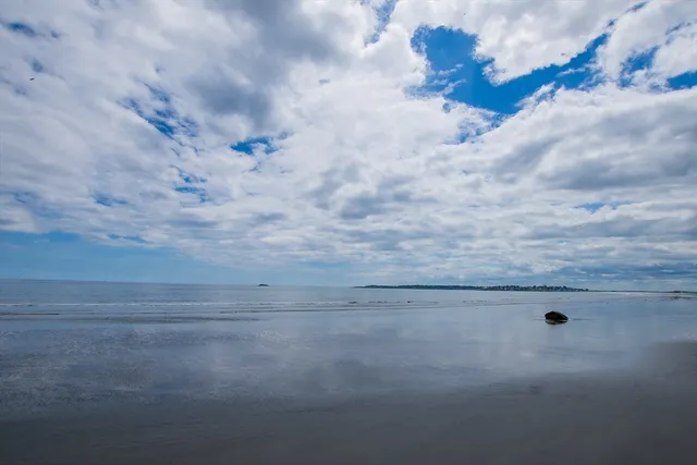 $2,200 | 285 Lynn Shore Drive, Unit 710, Lynn, MA 01902