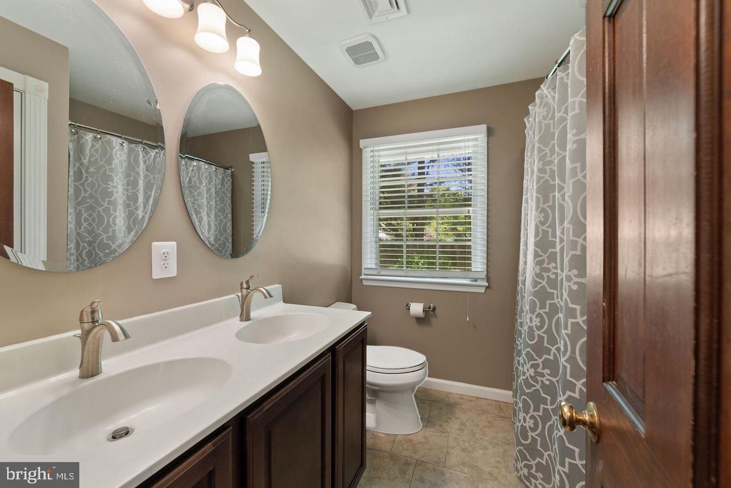 5291 Merry Oaks Road The Plains, VA 20198 - Photo 8 of 9