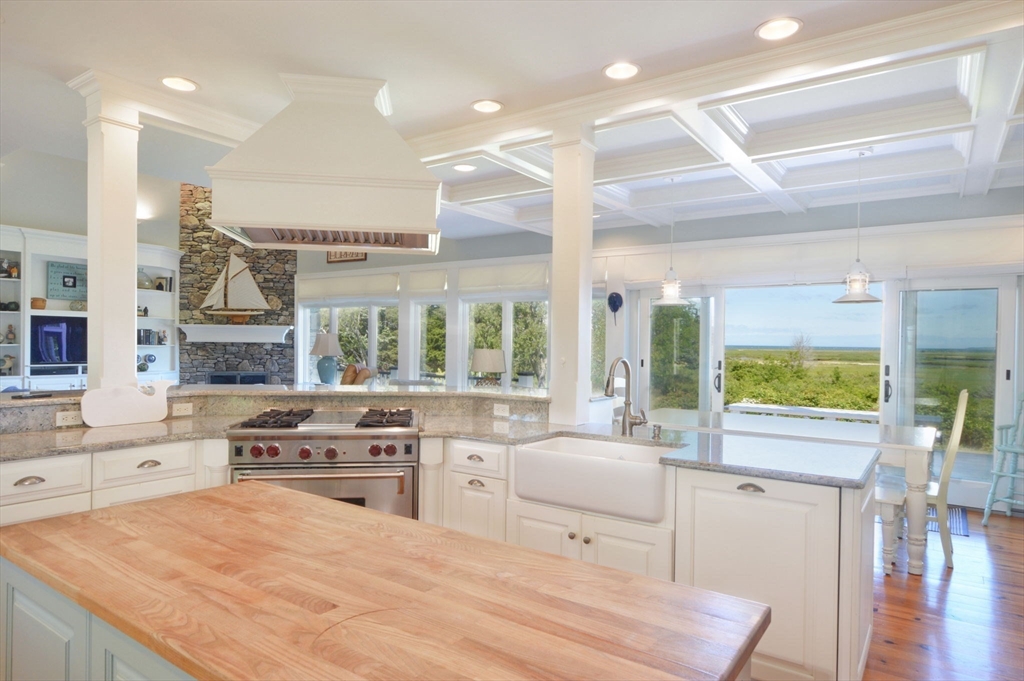 20 Boat Meadow Way Eastham, MA 02642 - Photo 11 of 41