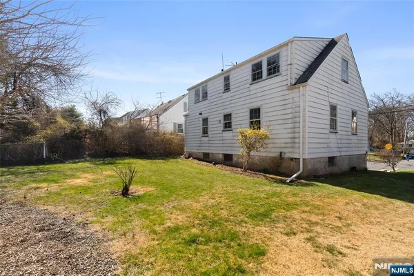 $685,000 | 624 North Scotch Plains Avenue, Westfield, NJ 07090