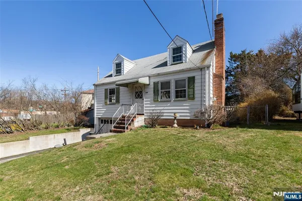 $685,000 | 624 North Scotch Plains Avenue, Westfield, NJ 07090