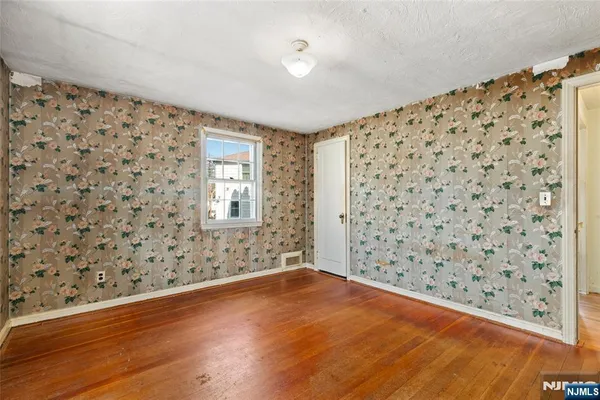 $685,000 | 624 North Scotch Plains Avenue, Westfield, NJ 07090