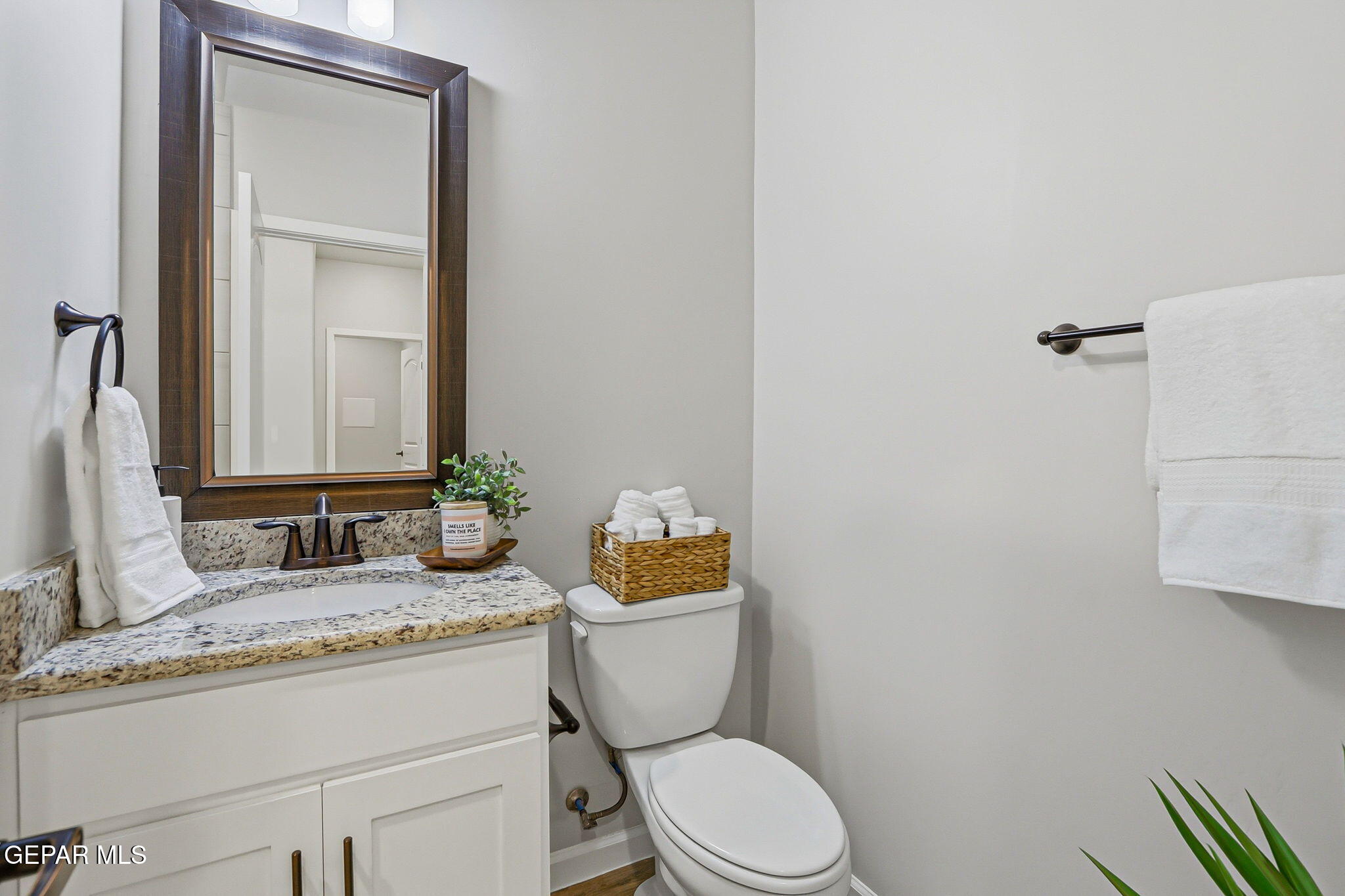 13721 Eccles Road El Paso, TX 79928 - Photo 24 of 45 26-web-or-mls-IMG_3547