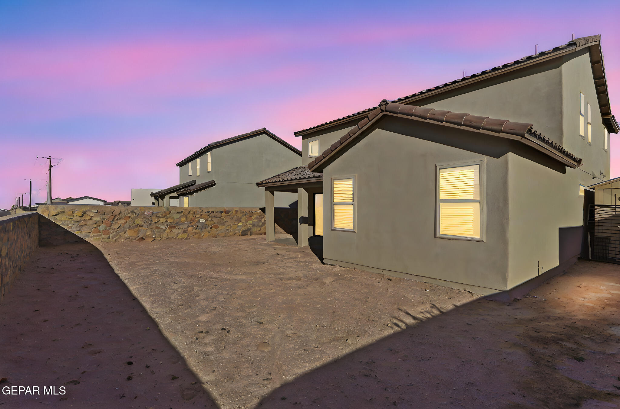 13721 Eccles Road El Paso, TX 79928 - Photo 38 of 45 44-web-or-mls-IMG_3659 day to dusk