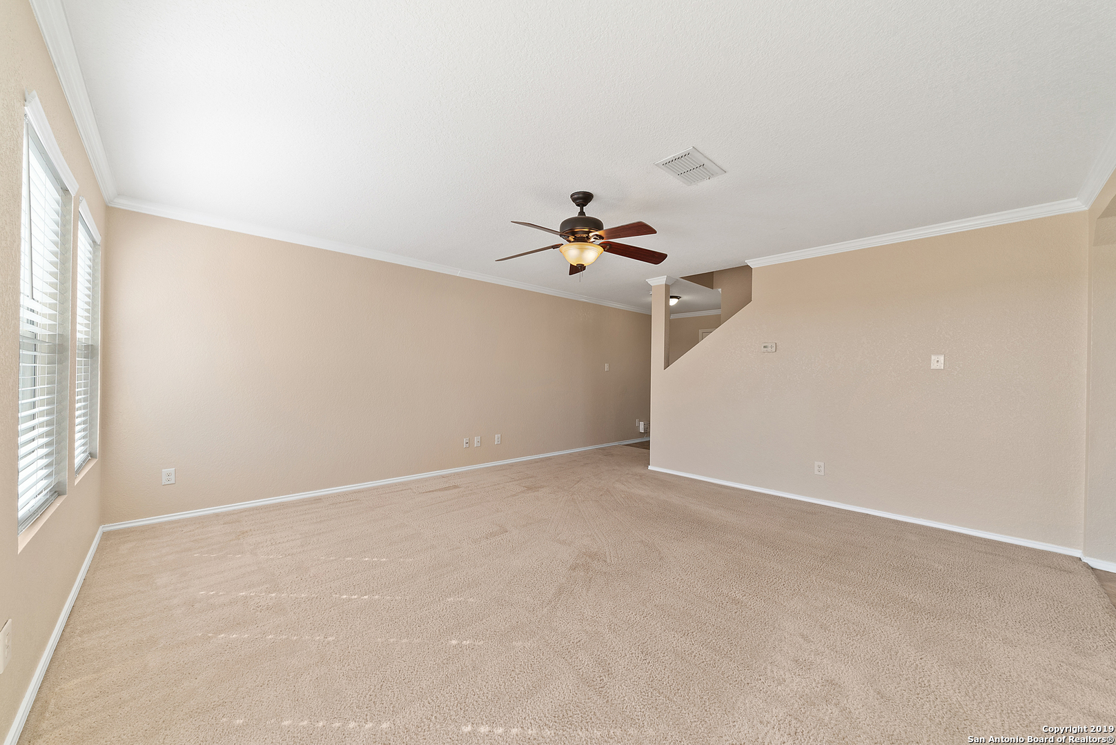 264 Cactus Patch Schertz, TX 78154 - Photo 5 of 25 an empty room with a window