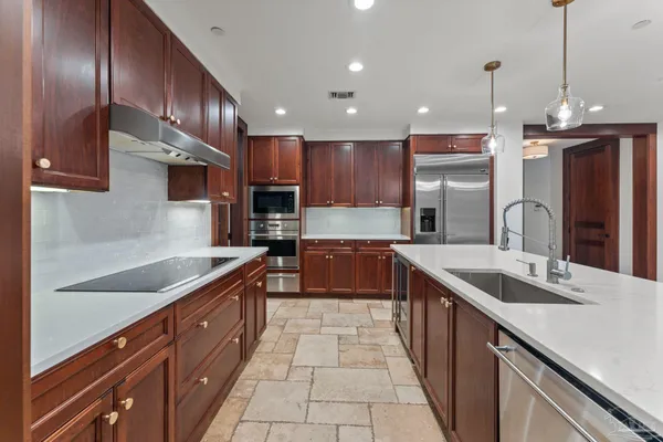 $699,900 | 18269 Colony Drive, Unit 106, Fairhope, AL 36532