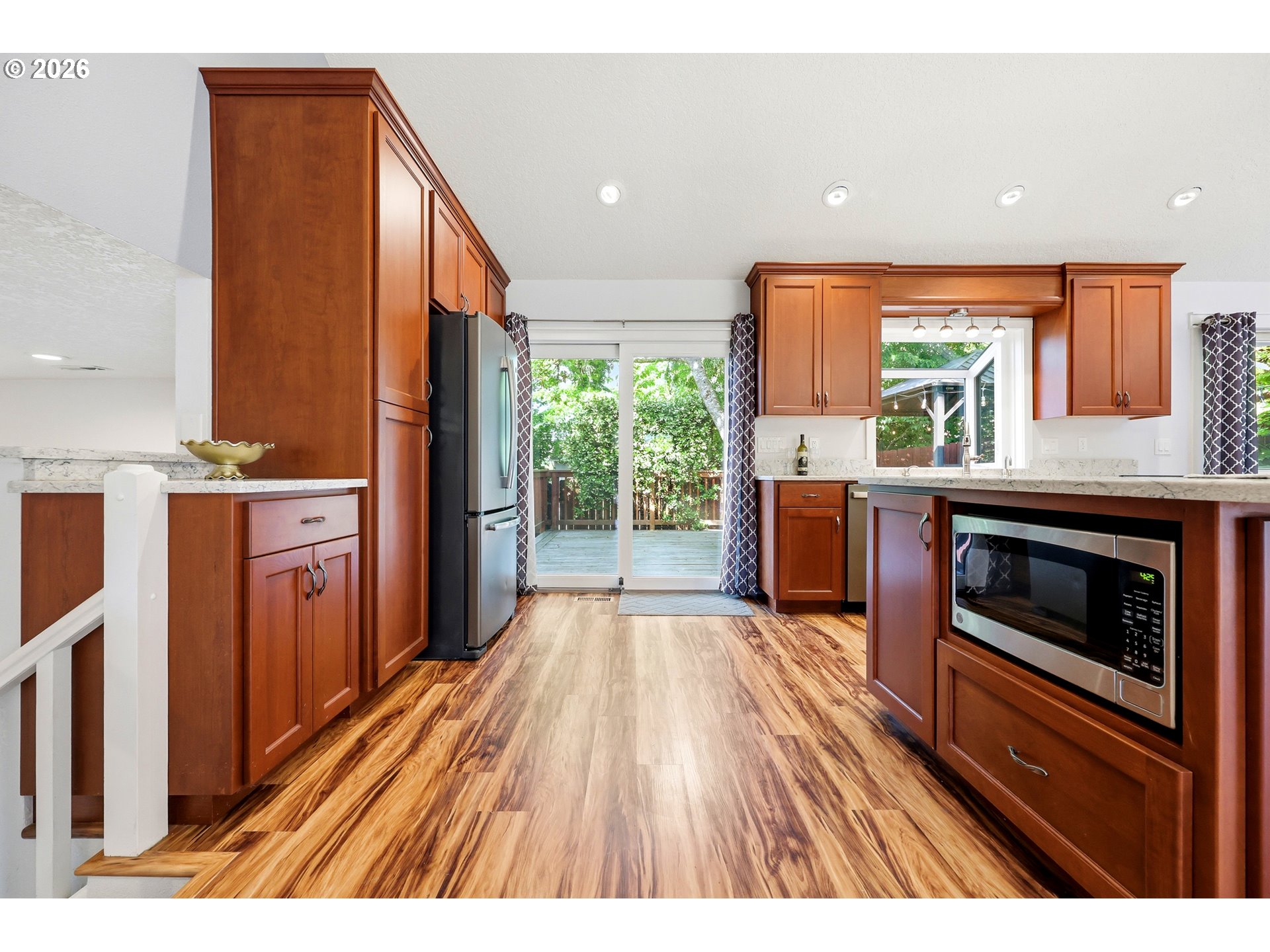 404 Southwest Overlook Court Gresham, OR 97080 - Photo 5 of 35