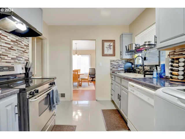 $559,000 | 5406 North Missouri Avenue, Portland, OR 97217