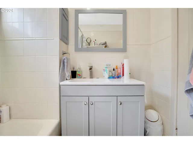 $559,000 | 5406 North Missouri Avenue, Portland, OR 97217