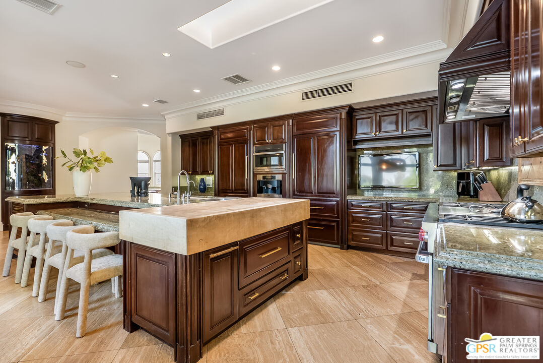 1 St Petersburg Court Rancho Mirage, CA 92270 - Photo 26 of 73