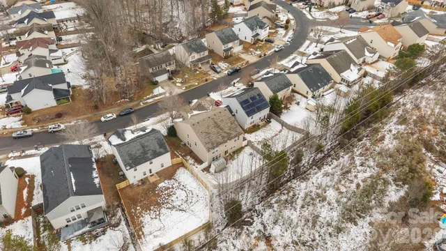 $475,000 | 6127 Blue Ash Lane, Charlotte, NC 28215