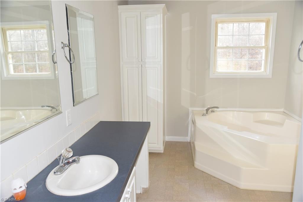 831 Wagner Road Mocksville, NC 27028 - Photo 15 of 16 Gallery Image 15