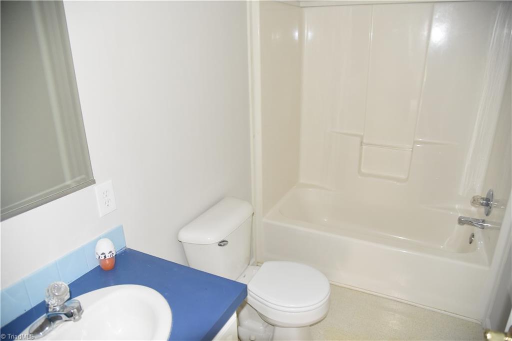 831 Wagner Road Mocksville, NC 27028 - Photo 10 of 16 Gallery Image 10