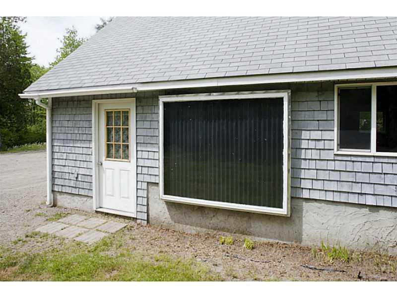 29 Beaver Road Winterport, ME 04496 - Photo 28 of 35 Exterior Front. Solar collector...