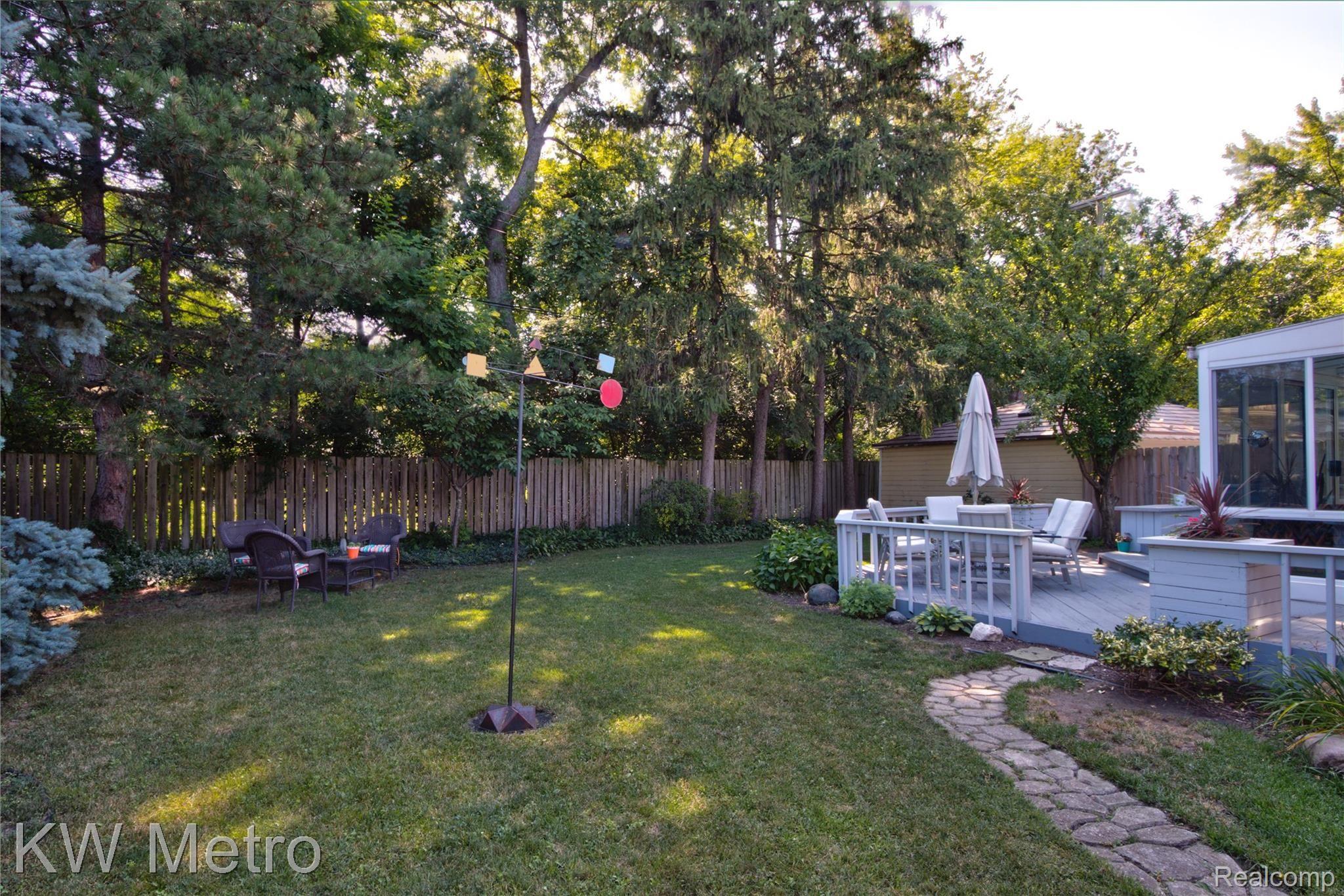 15 Maplefield Road Pleasant Ridge, MI 48069 - Photo 41 of 46 15 Maplefield Rd. 41
