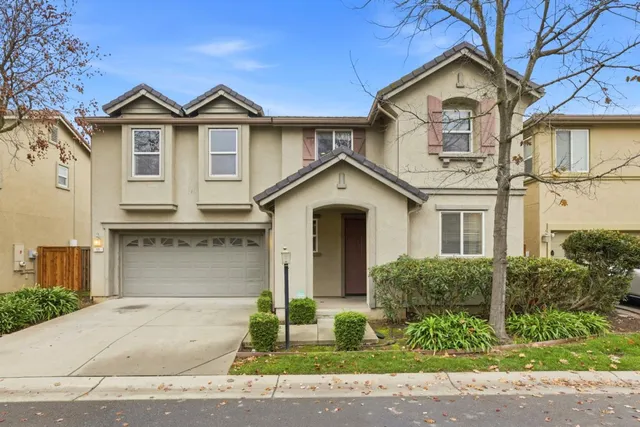 $2,600 | 11 Stony Hill Place, Sacramento, CA 95835