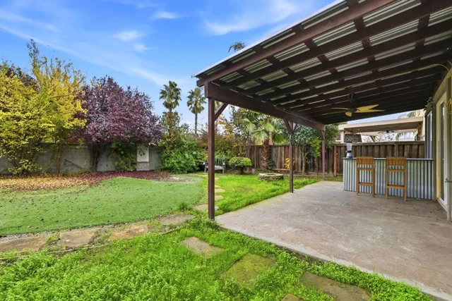 $2,600 | 11 Stony Hill Place, Sacramento, CA 95835