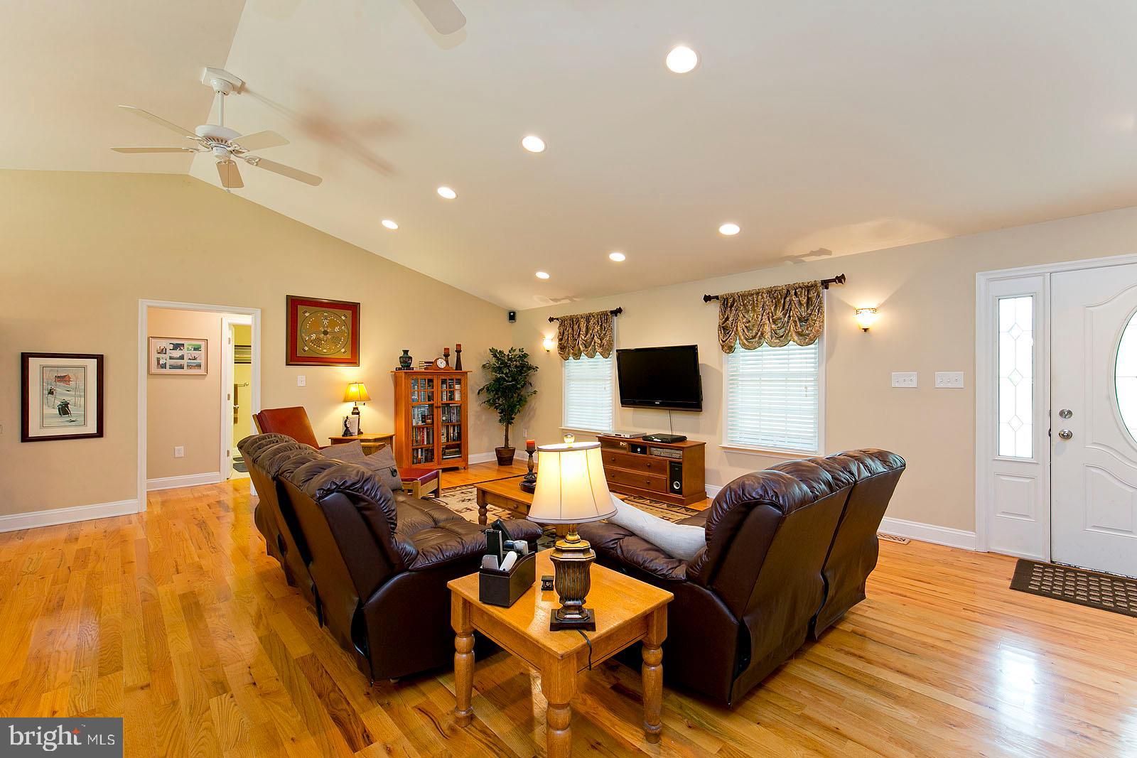 2613 Apple Pie Ridge Road Winchester, VA 22603 - Photo 5 of 56 Gallery Image 5