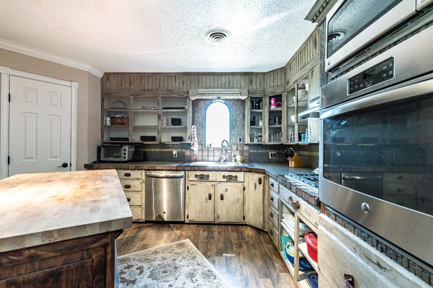 2404 North Ridge Road Lubbock, TX 79403 - Photo 15 of 50 Photo 15