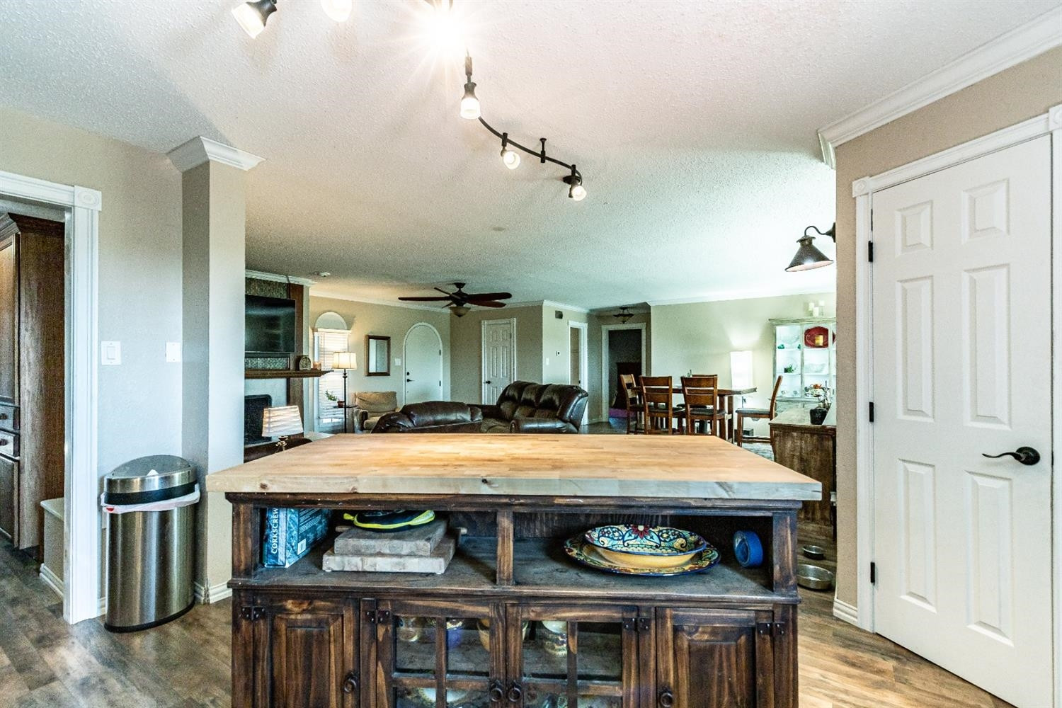 2404 North Ridge Road Lubbock, TX 79403 - Photo 17 of 50 Photo 17