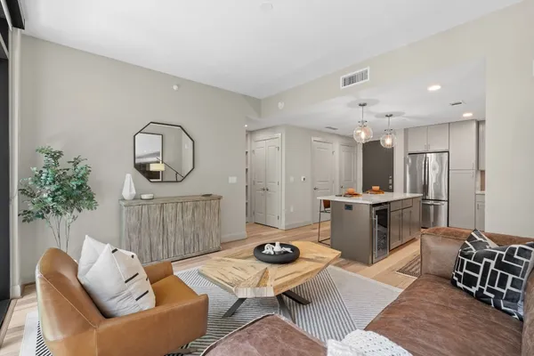 $2,883 | 2511 Willowick Road, Unit 716, Houston, TX 77027