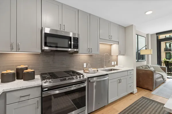 $2,817 | 2511 Willowick Road, Unit 716, Houston, TX 77027