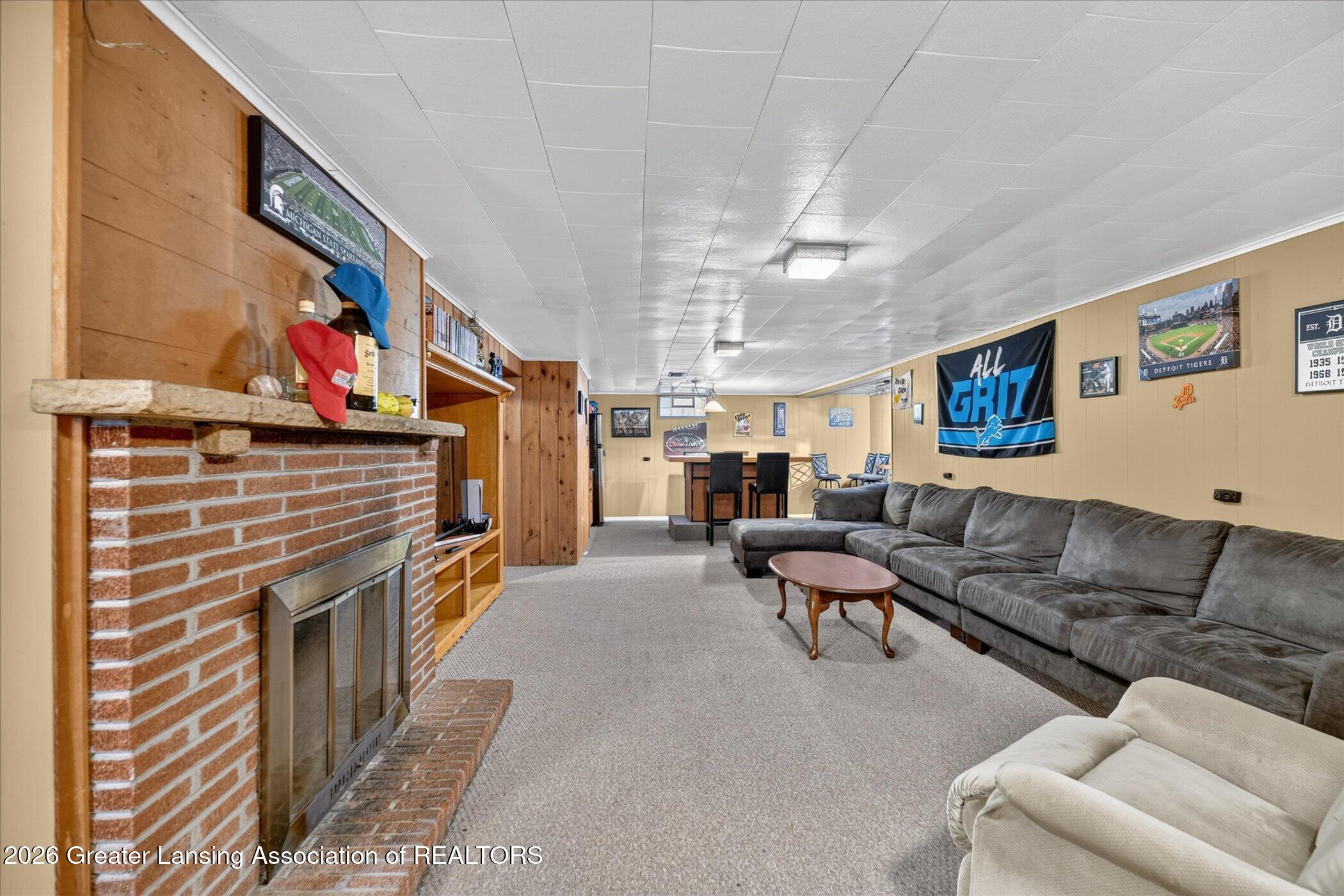 876 Riverside Drive Portland, MI 48875 - Photo 26 of 60 34-876-Riverside-Dr-WindowStill