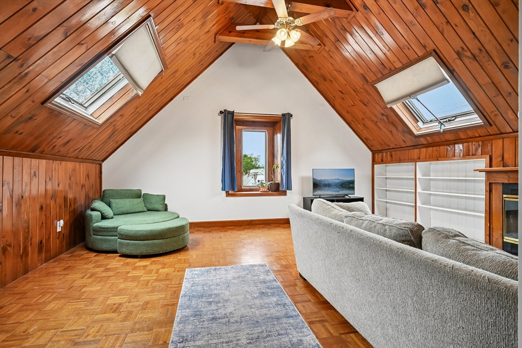 325 Mammoth Road, Unit 3 Lowell, MA 01854 - Photo 5 of 38