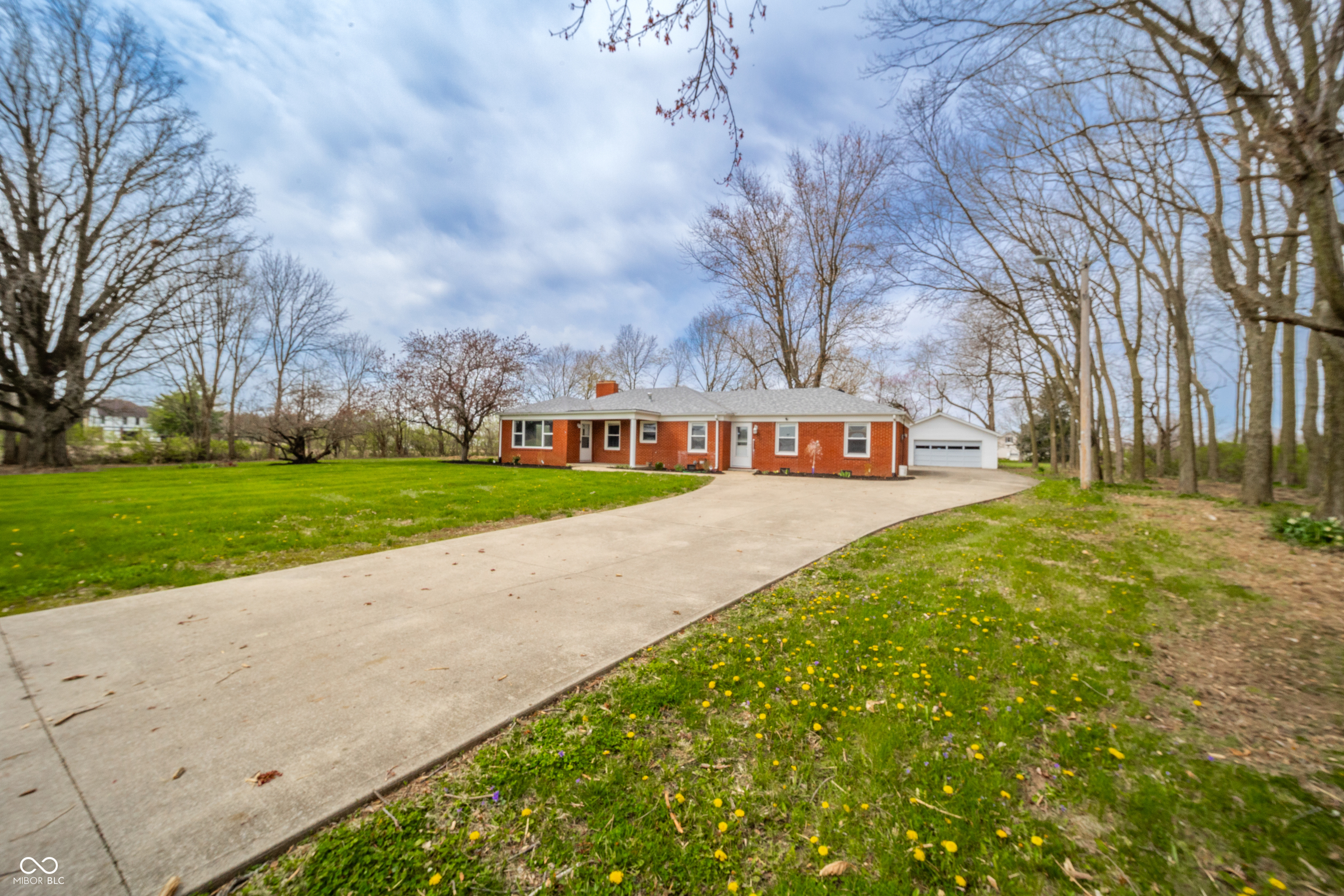 1911 North Rangeline Road Anderson, IN 46012 - Photo 3 of 43 Gallery Image 3