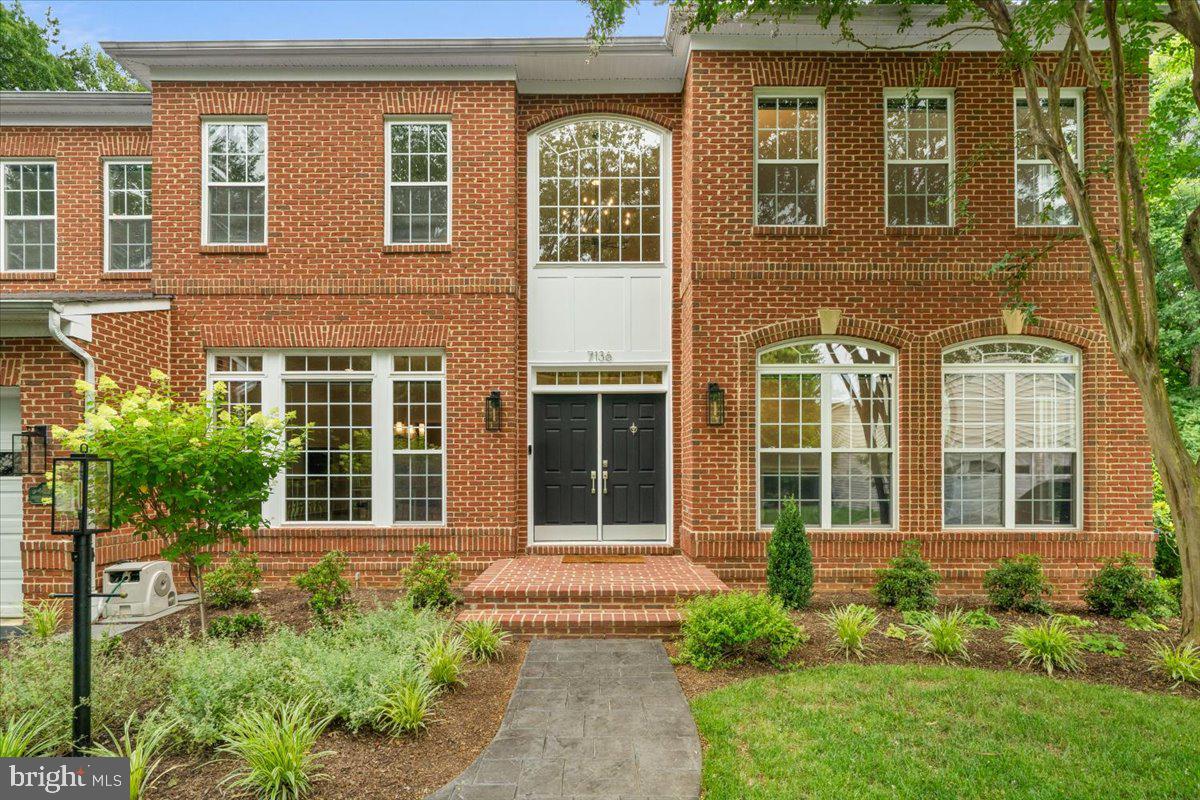 7136 Ayers Meadow Lane Springfield, VA 22150 - Photo 2 of 53 Welcome Home!