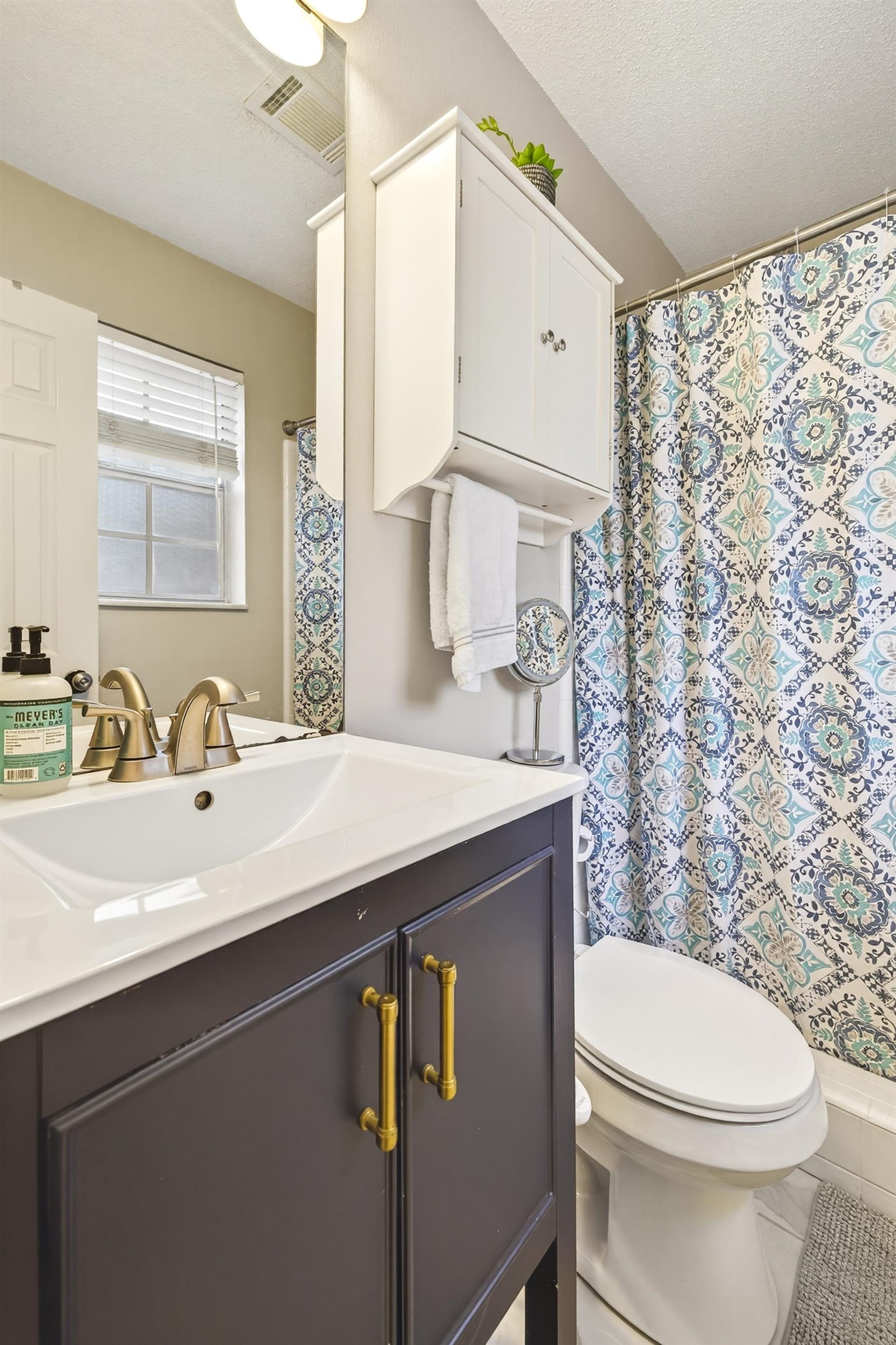 1816 Aaron Road Tallahassee, FL 32303 - Photo 3 of 41 Gallery Image 3