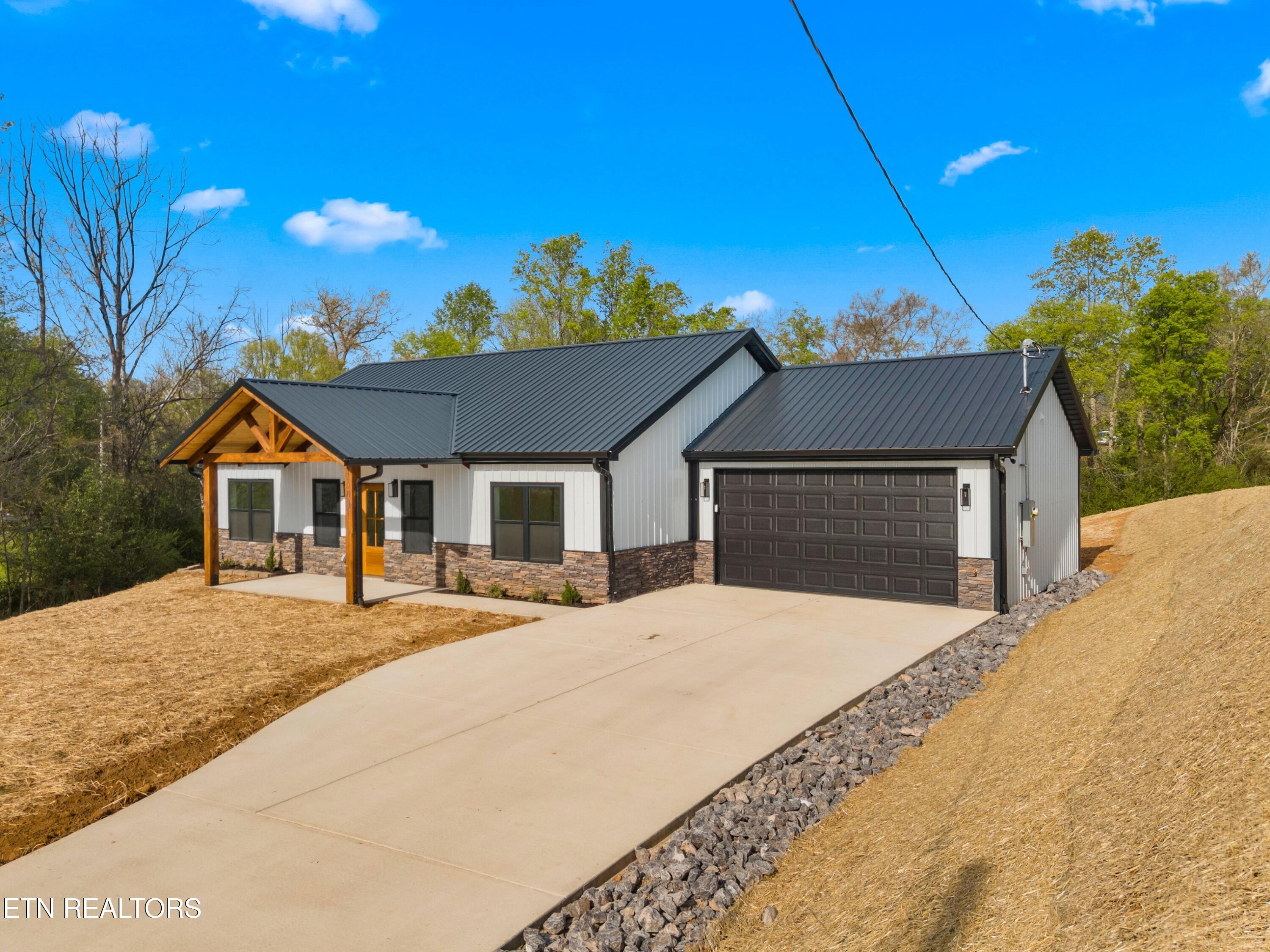 1503 Tranquil Trail Road Newport, TN 37821 - Photo 3 of 36 004-1503TranquilityTrlRd-Newport-SMALL